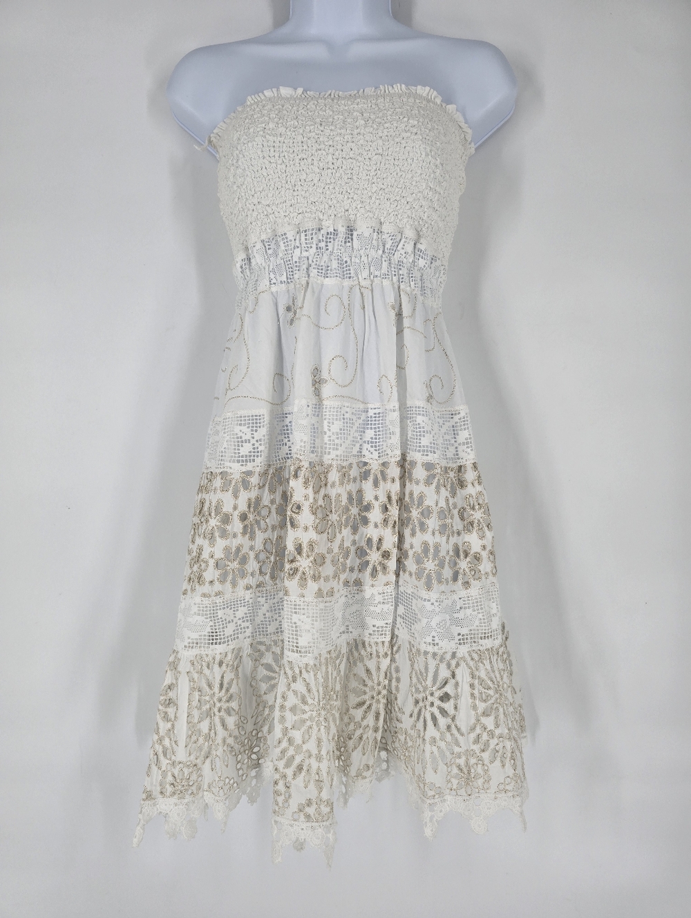 Temptation Positano Strapless White Smocked Mini Dress Eyelet Lace Size L